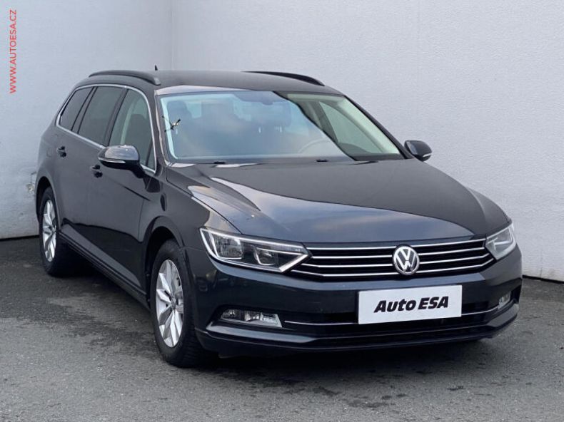 Volkswagen Passat - hlavní foto
