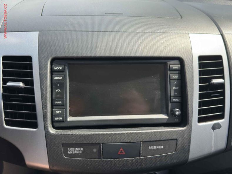 Peugeot 4007 - hlavní fotka