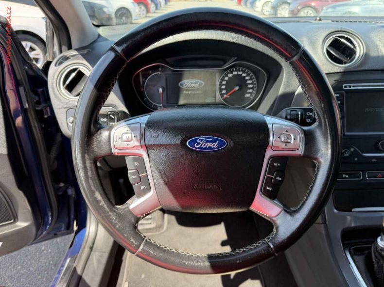 Ford Mondeo - hlavní fotka