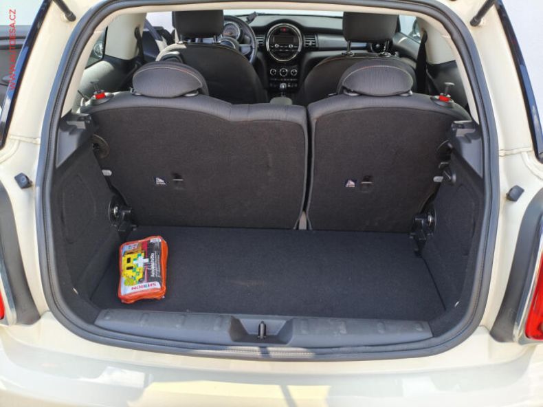 Mini One - hlavní fotka