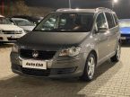 Volkswagen Touran - fotka číslo 2