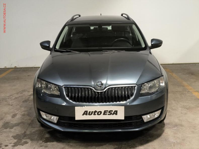 Škoda Octavia - hlavní fotka