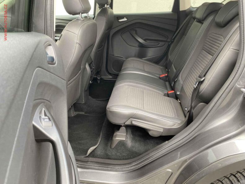 Ford Kuga - hlavní fotka
