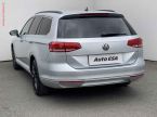 Volkswagen Passat - fotka číslo 5