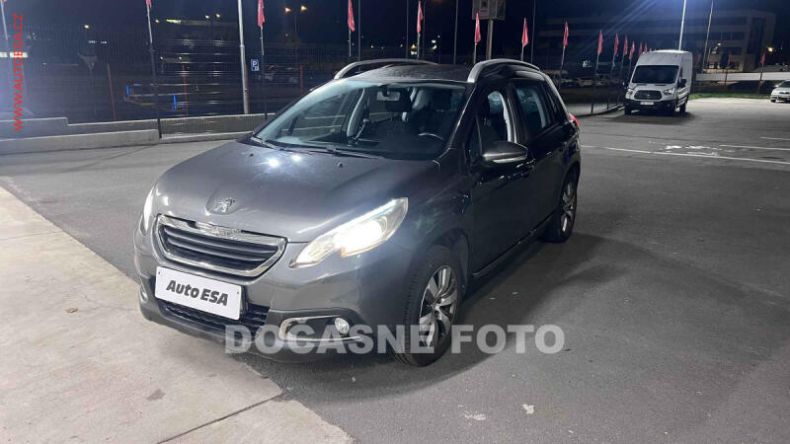 Peugeot 2008 - hlavní foto