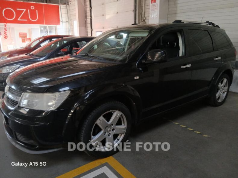 Dodge JOURNEY - hlavní fotka
