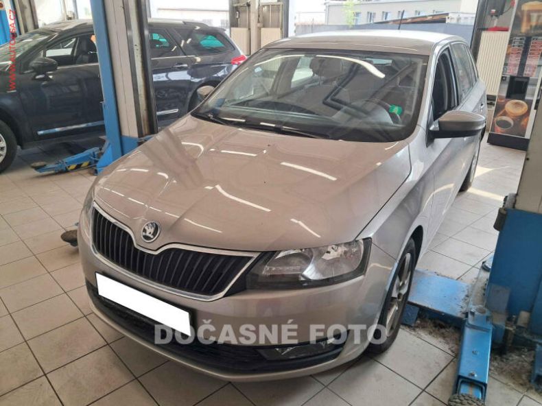 Škoda Rapid - hlavní foto
