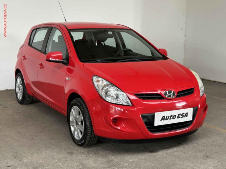 Hyundai i20 - hlavní foto