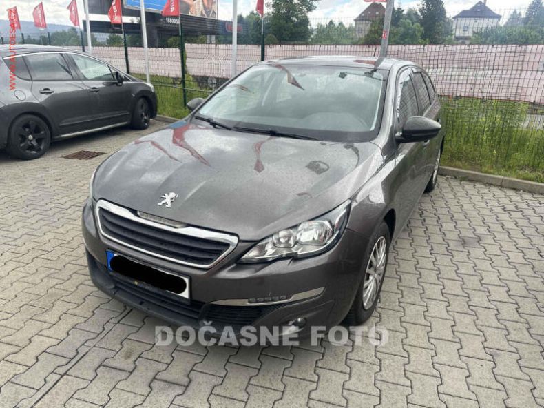 Peugeot 308 - hlavní foto