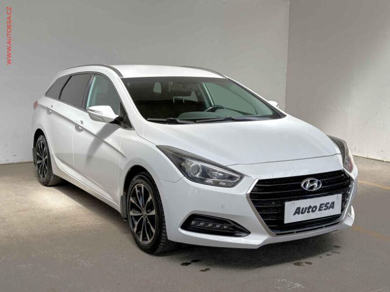 Hyundai i40 - hlavní foto