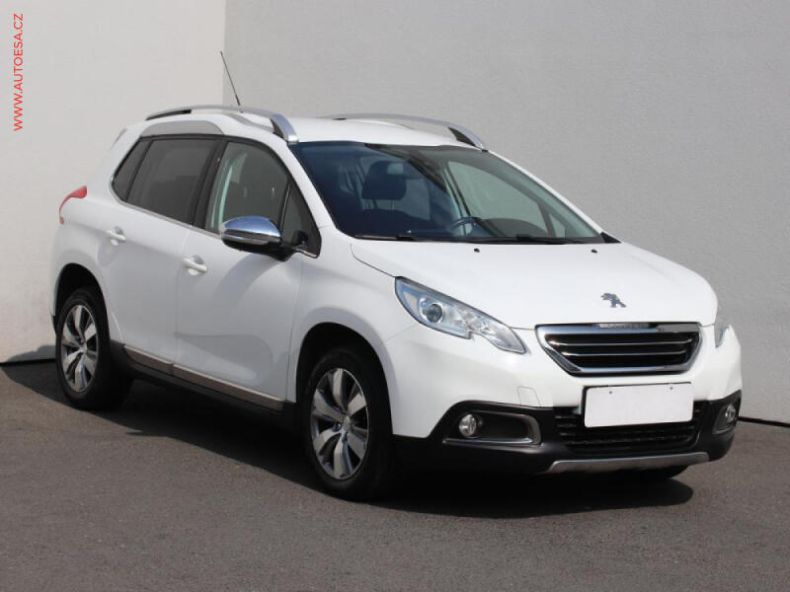 Peugeot 2008 - hlavní fotka