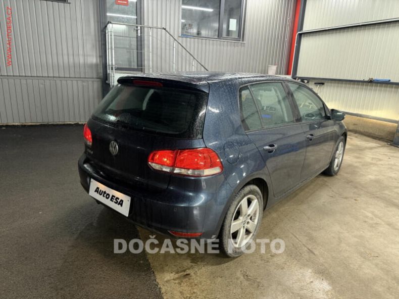 Volkswagen Golf - hlavní fotka