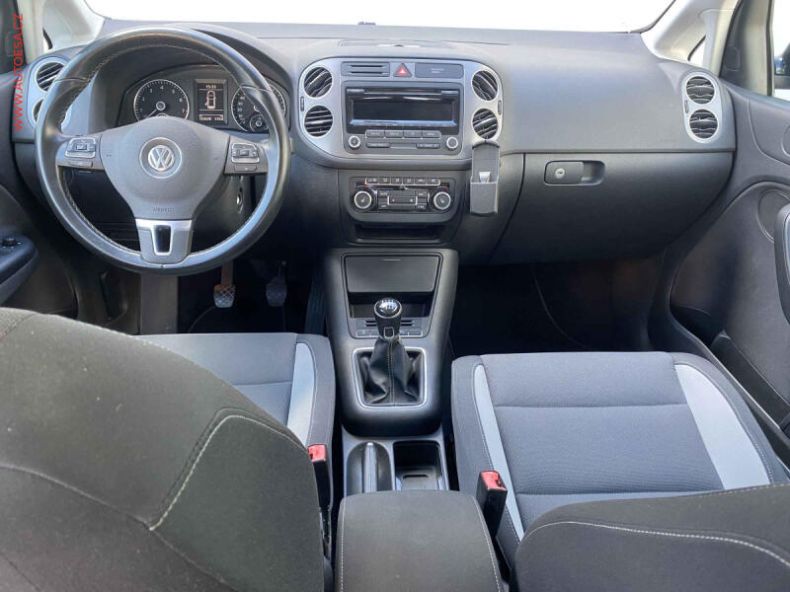 Volkswagen Golf - hlavní fotka