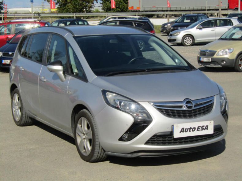 Opel Zafira - hlavní foto