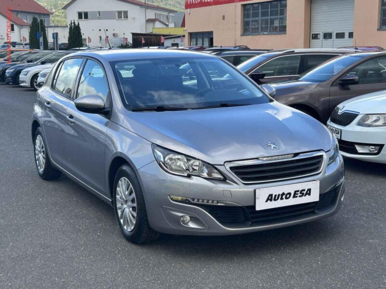 Peugeot 308 - hlavní foto