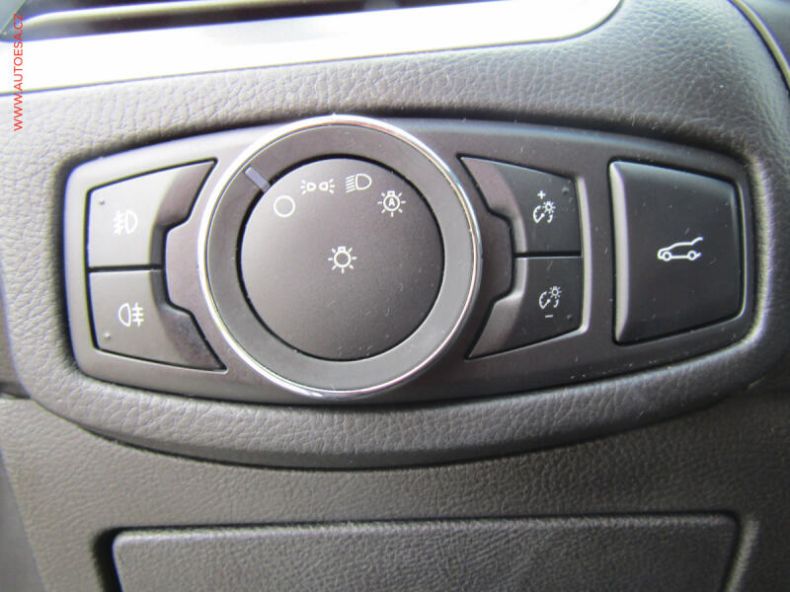 Ford Edge - hlavní fotka