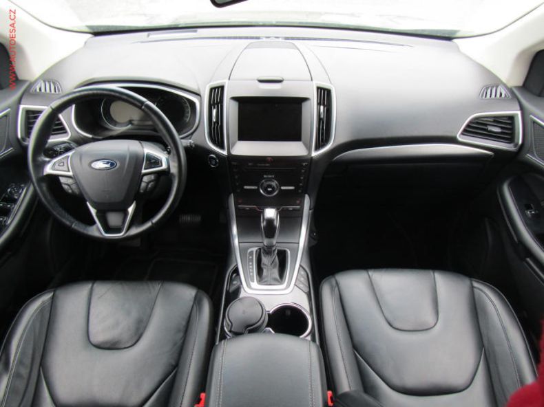 Ford Edge - hlavní fotka