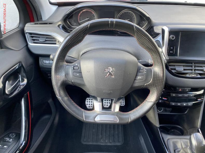 Peugeot 2008 - hlavní fotka