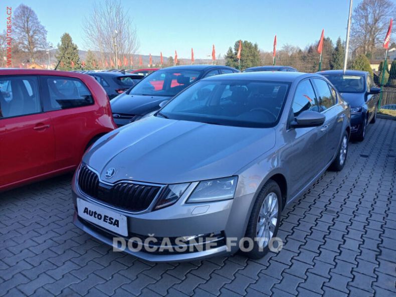 Škoda Octavia - hlavní foto