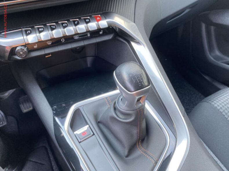 Peugeot 3008 - hlavní fotka