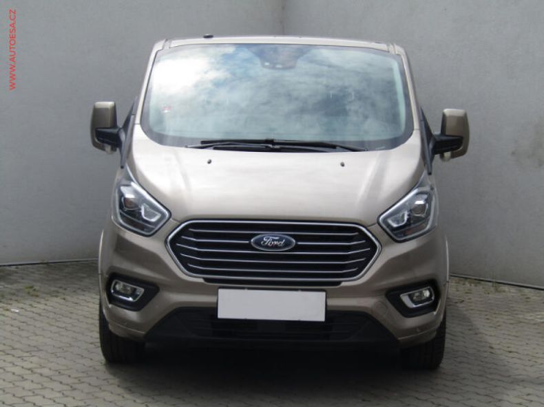 Ford Tourneo - hlavní fotka