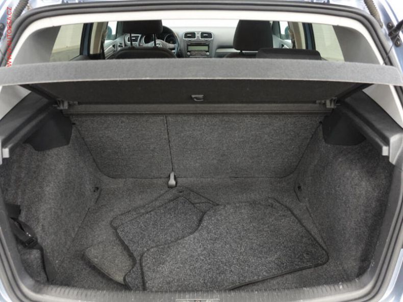 Volkswagen Golf - hlavní fotka