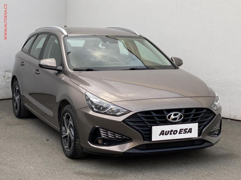 Hyundai i30 - hlavní foto