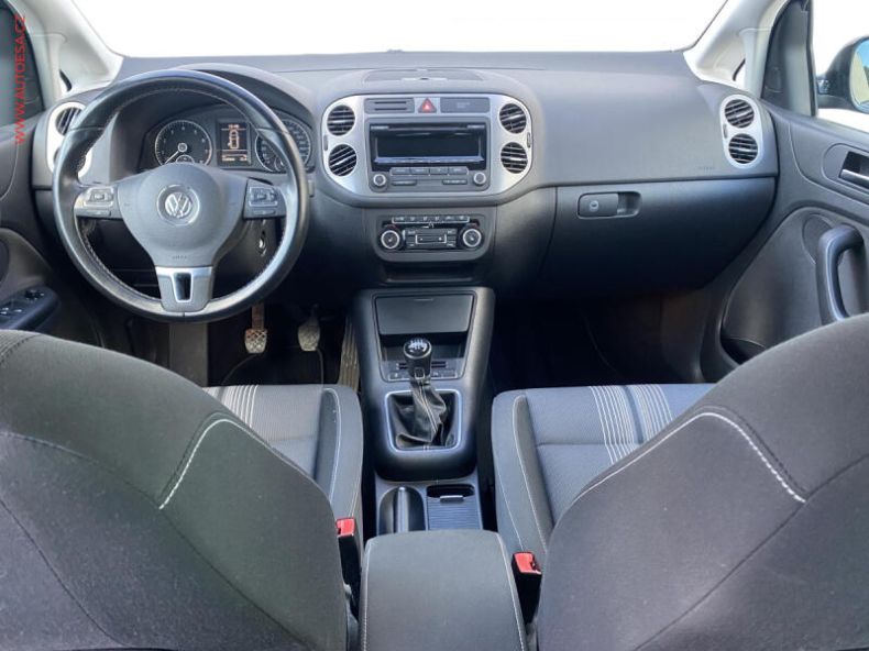 Volkswagen Golf - hlavní fotka