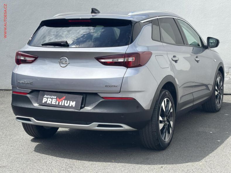 Opel Grandland X - hlavní fotka