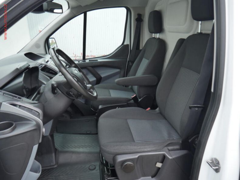 Ford Transit - hlavní fotka