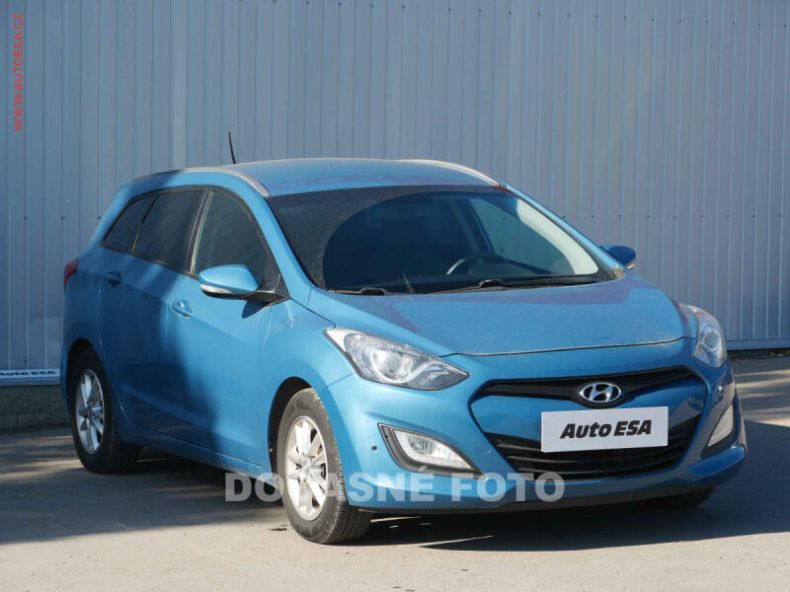 Hyundai i30 - hlavní fotka