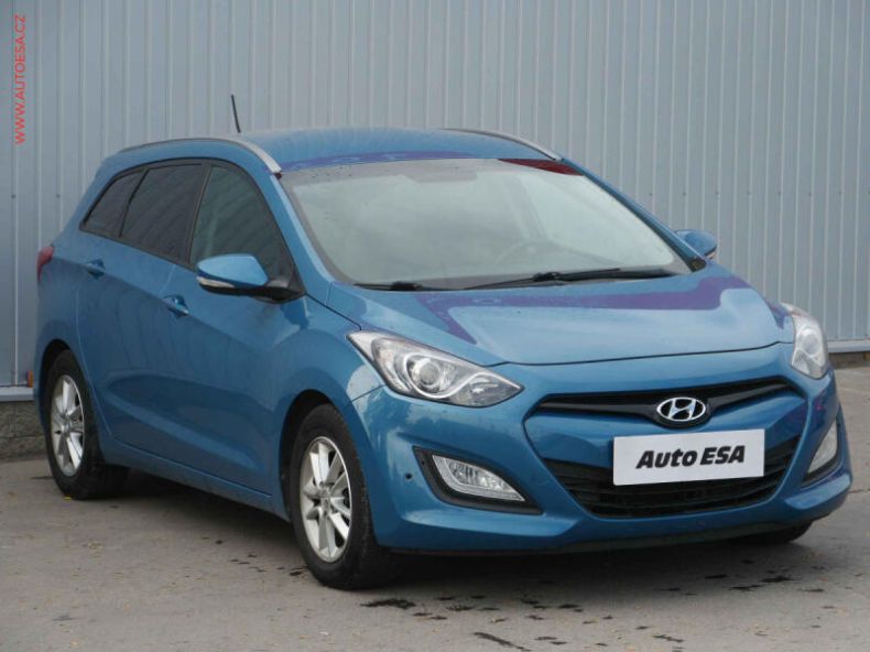 Hyundai i30 - hlavní foto