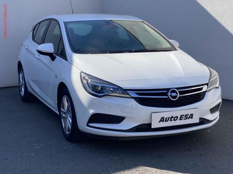 Opel Astra - hlavní fotka inzerátu