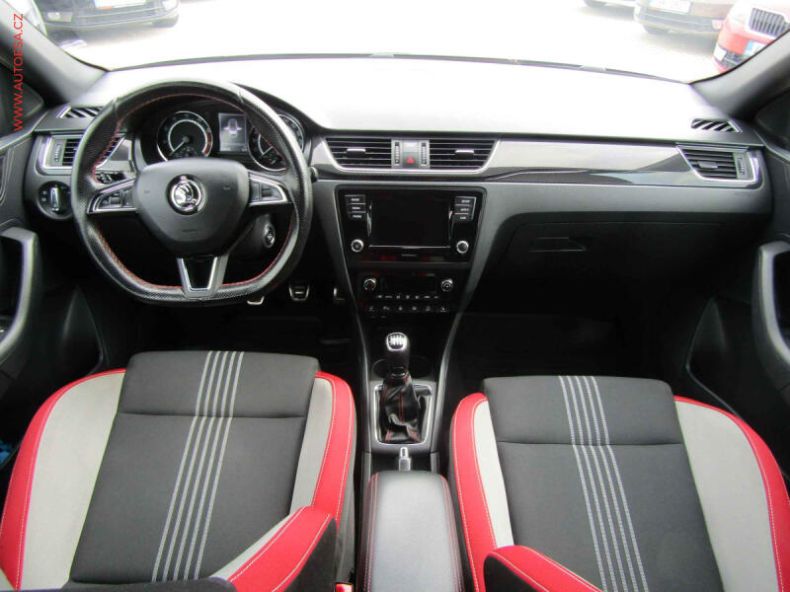 Škoda Rapid - hlavní fotka