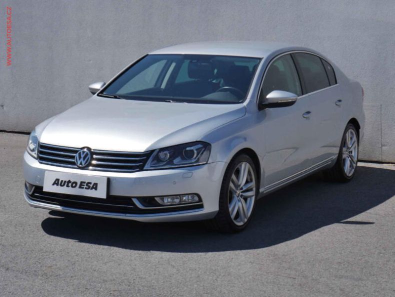 Volkswagen Passat - hlavní fotka