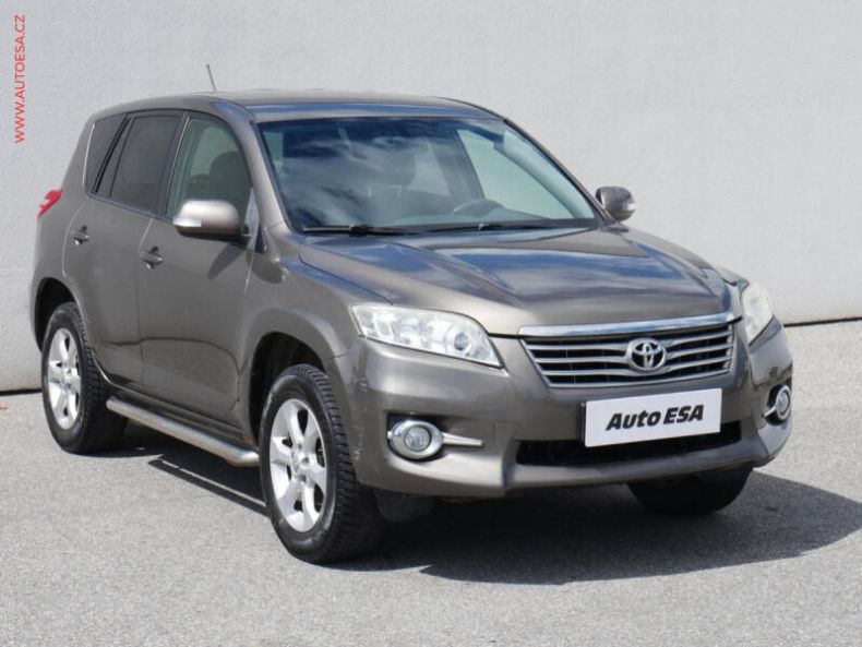 Toyota RAV 4 - hlavní fotka inzerátu