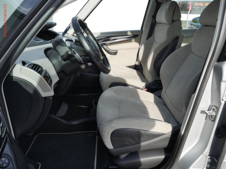 Citroën C4 Picasso - hlavní fotka