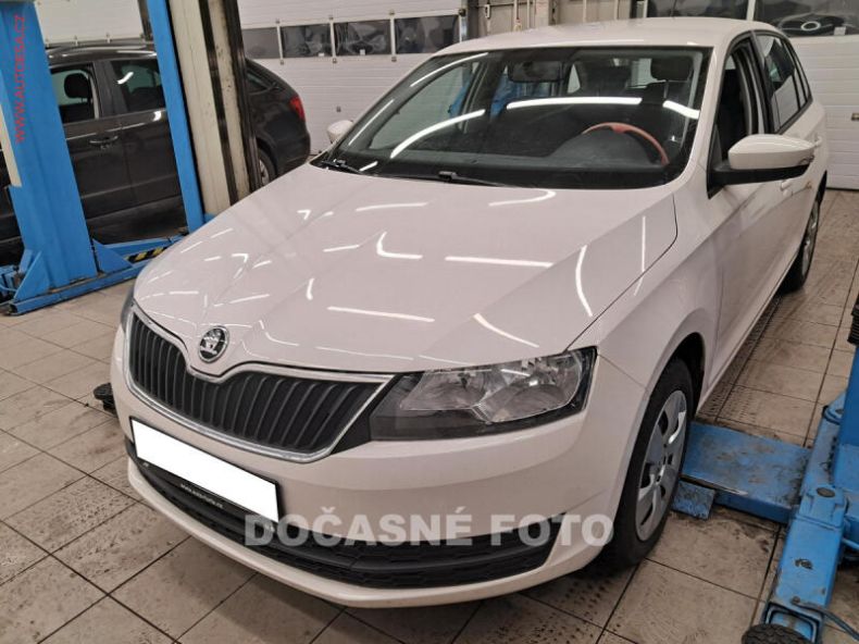 Škoda Rapid - hlavní foto