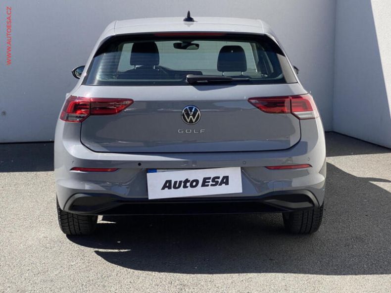 Volkswagen Golf - hlavní fotka
