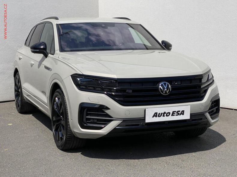 Volkswagen Touareg - hlavní fotka