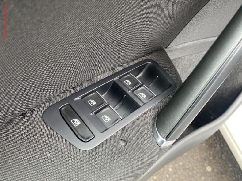 Volkswagen Golf - hlavní fotka