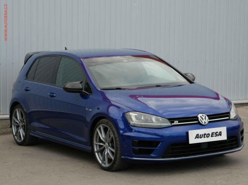 Volkswagen Golf - hlavní foto