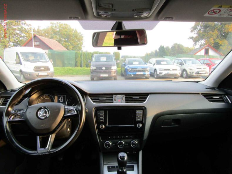 Škoda Octavia - hlavní fotka