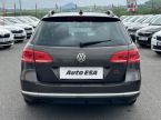 Volkswagen Passat - fotka číslo 4