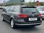 Volkswagen Passat - fotka číslo 5