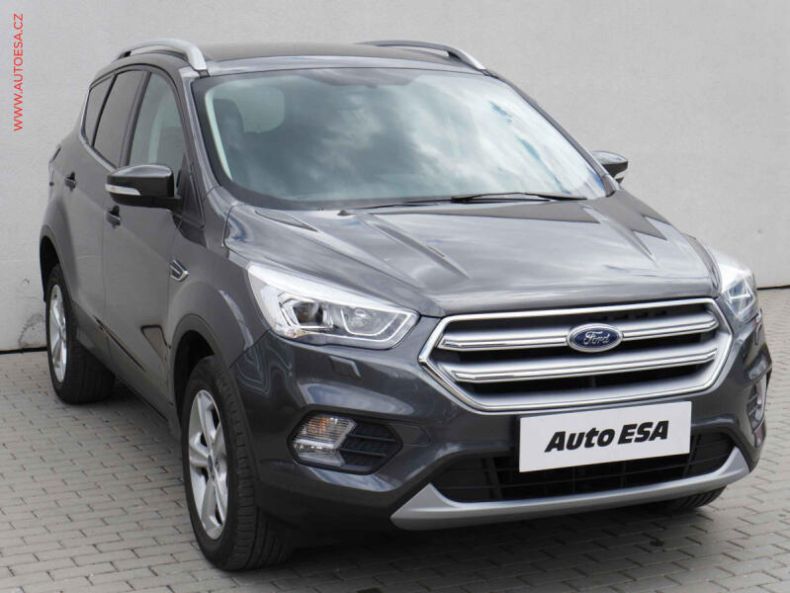 Ford Kuga - hlavní foto