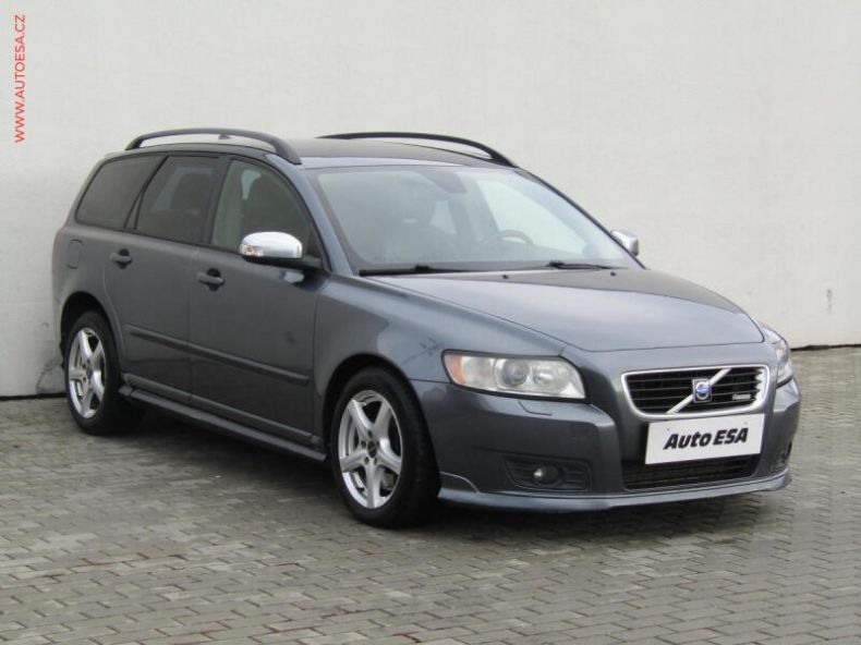 Volvo V50 - hlavní foto