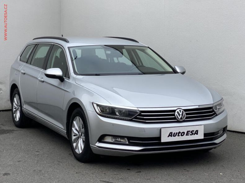 Volkswagen Passat - hlavní fotka inzerátu