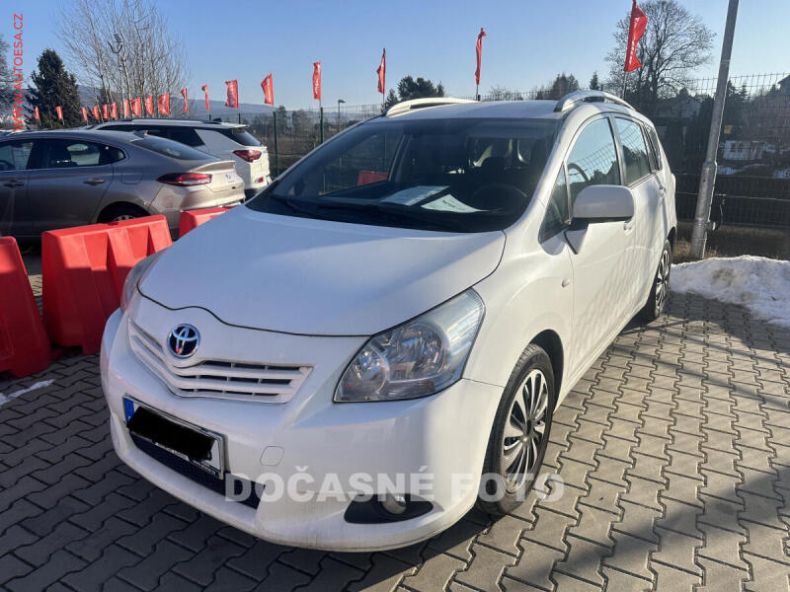 Toyota Verso - hlavní foto