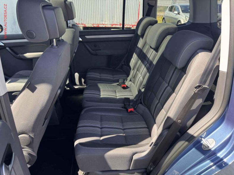 Volkswagen Touran - hlavní fotka